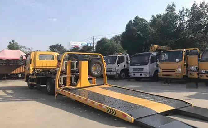 嘉峪关汽车中途维修案例